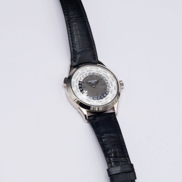 Patek Philippe World Time 5230G-014 Image 2